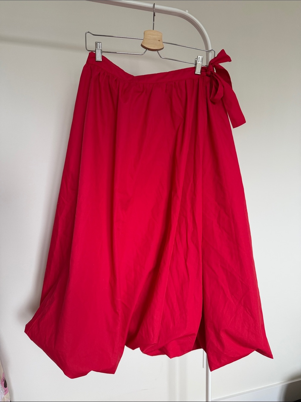 NWT wrap around bubble Midi Skirt